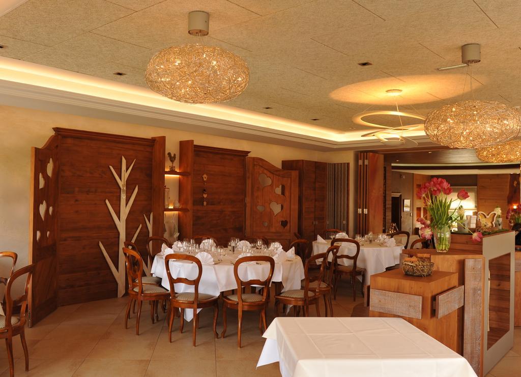 Restaurant A L'Aigle Hotel Wimmenau Екстериор снимка