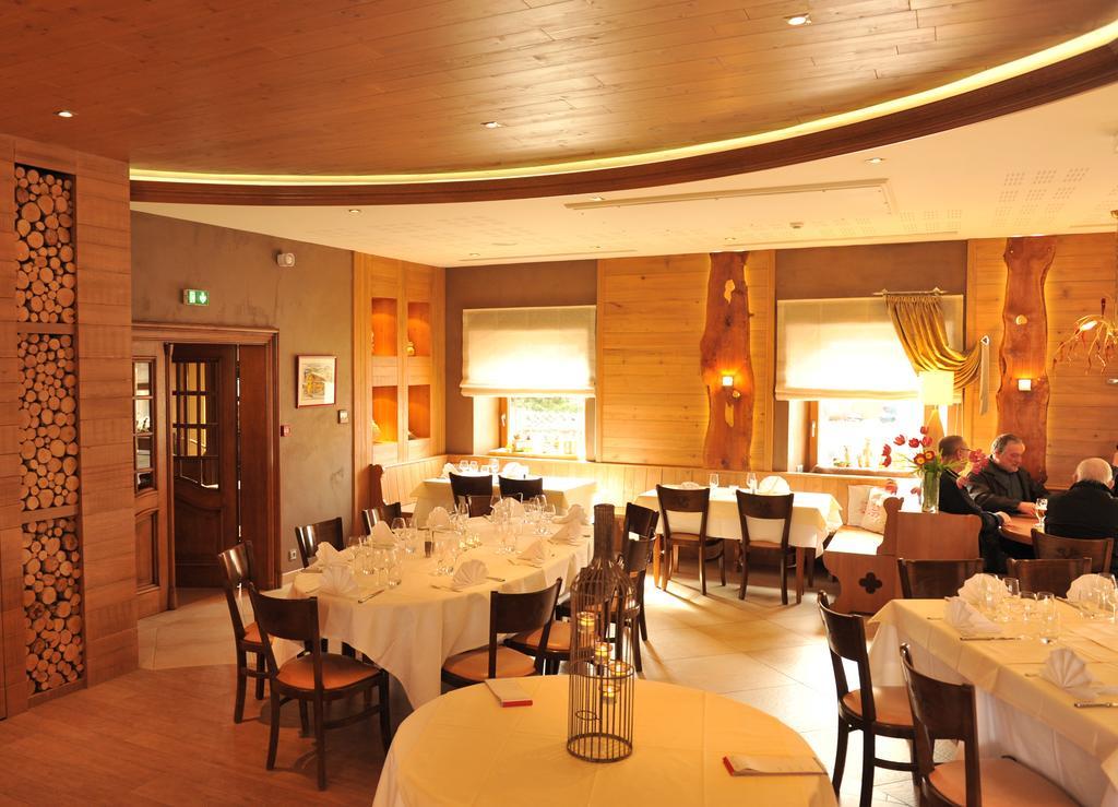 Restaurant A L'Aigle Hotel Wimmenau Екстериор снимка